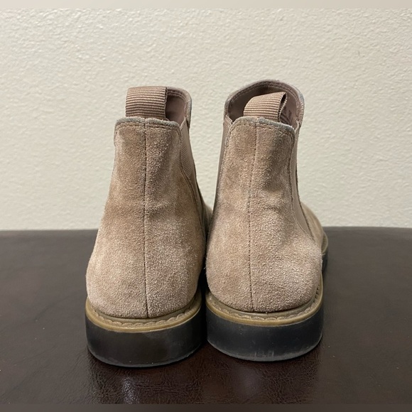 Franco Sarto Chelsea Boot - Picture 3 of 7